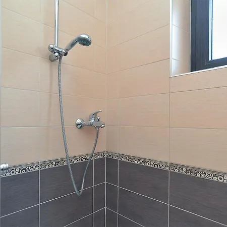 Apartman Roza 2001